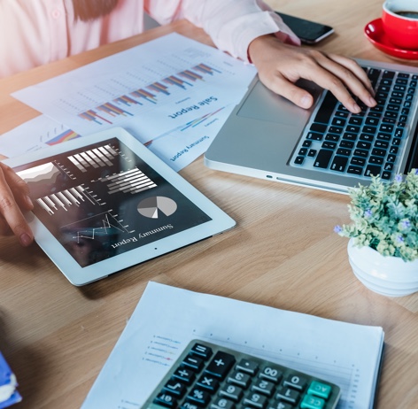 Driving effective decision making with comprehensive Cloud Reporting tools for a financial major in the US 